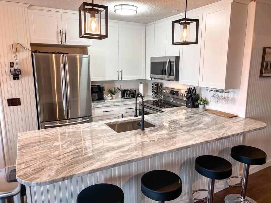 202D Summit - Completely Remodeled Modern Condo In Summit! 斯诺肖 外观 照片